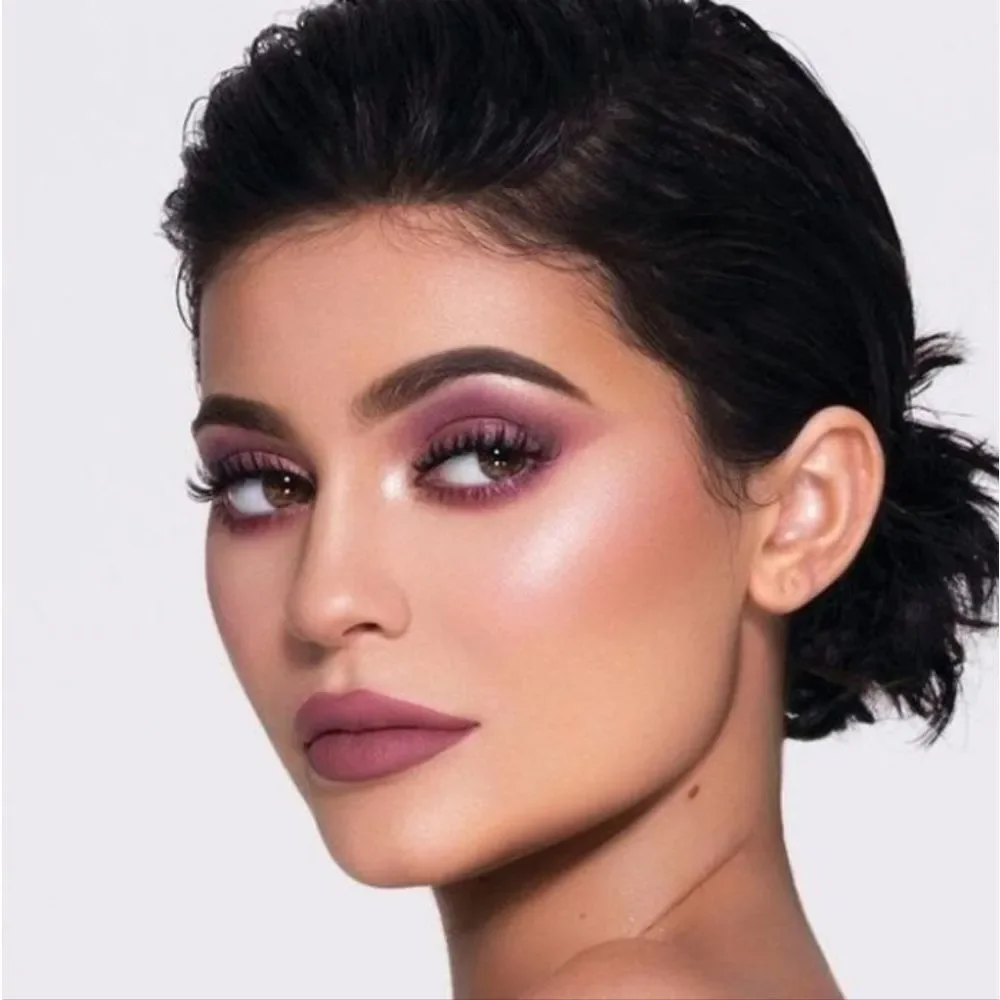 Anastasia Beverly Hills Cream Blush Stick in Nectarine